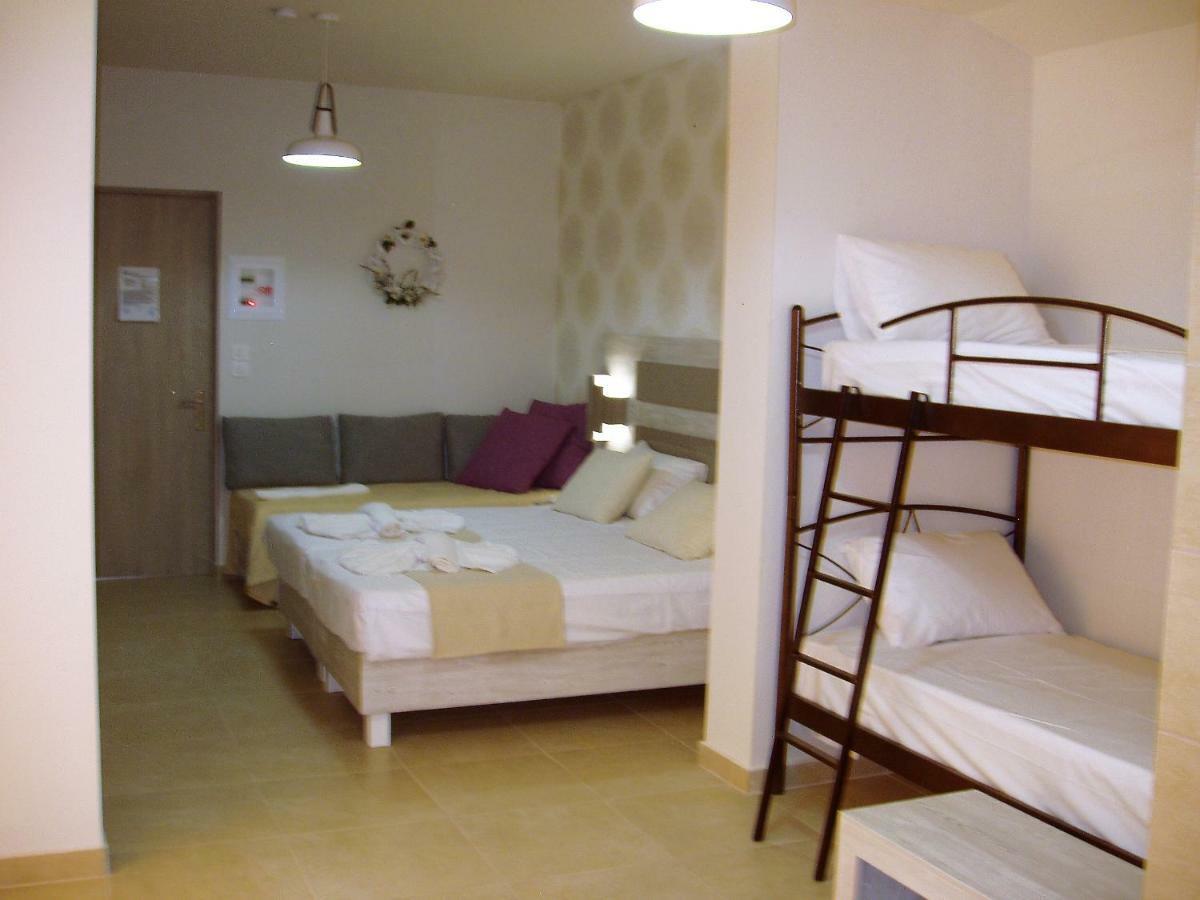 Paradise Aparthotel 3*