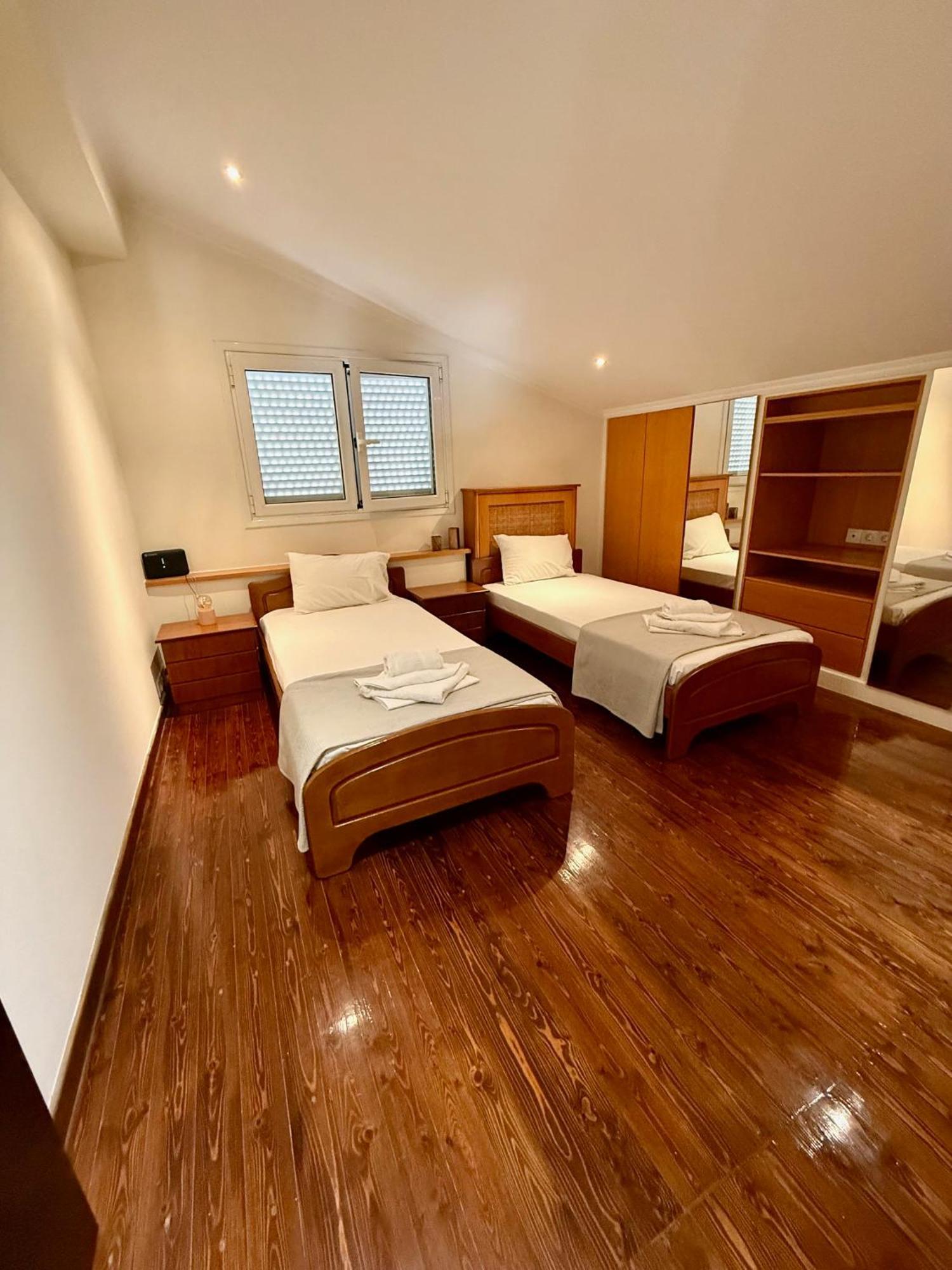 Paradise 3* Laganas